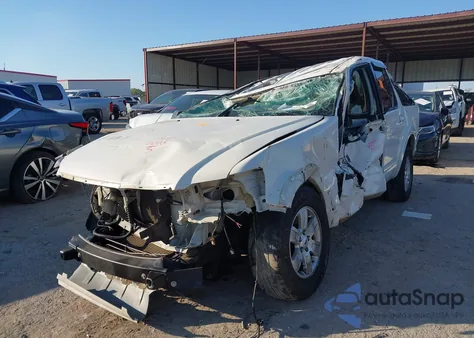 2008 Ford Explorer Xlt z USA, uszkodzony, nr VIN 1FMEU63E58UA75622